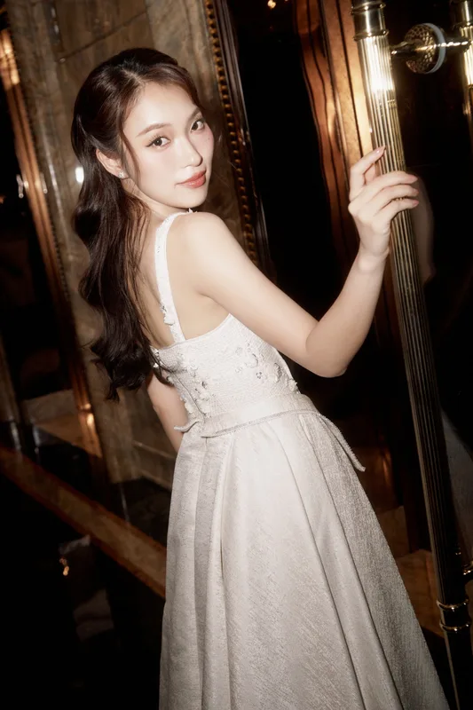 ảnh Khánh Vy 22
