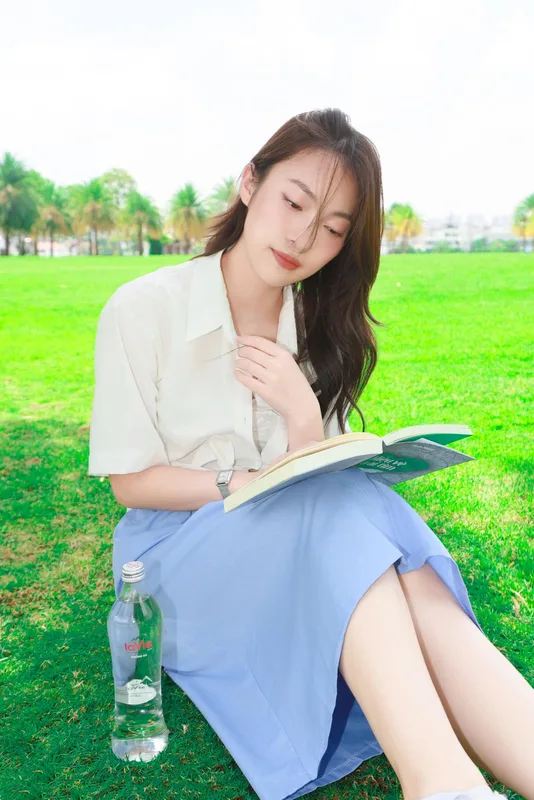 ảnh Khánh Vy 23